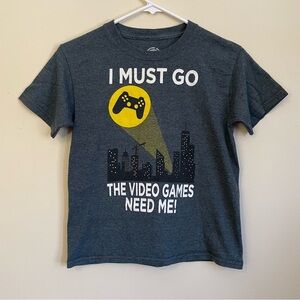 I Must Go The Video Games Need Me! Gray‎ T-Shirt Youth Boys Size 10/12